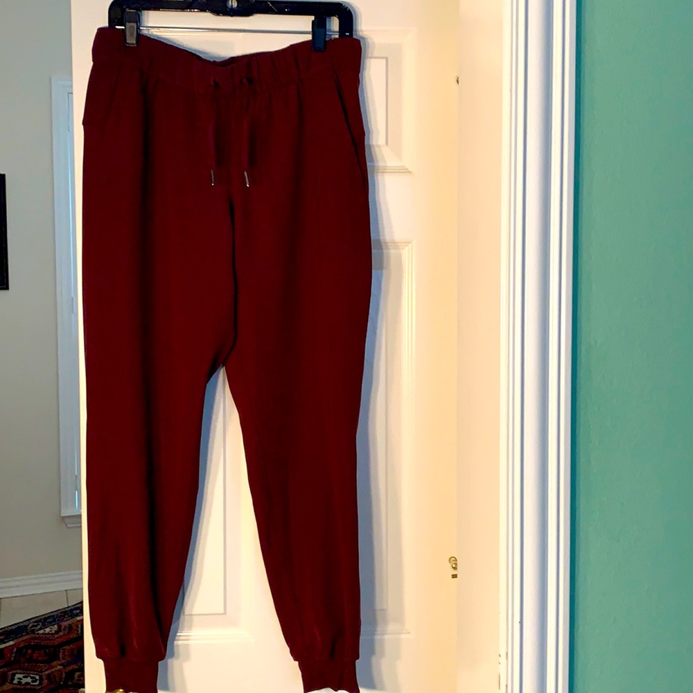 Lululemon pants